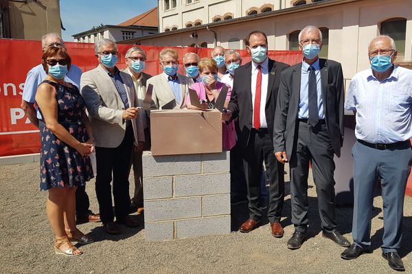  Petite-Rosselle. Musée de la mine -Parc Explor Wendel Pose de la première pierre du futur restaurant jeudi 23 juillet 2020