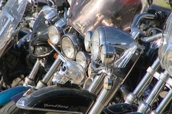 Rassemblement de 1.000 Harley-Davidson à Noyers-du-Cher (Loir-et-Cher) 