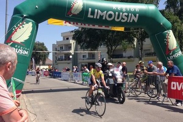 Le sostranien Laurent Lévêque vainqueur, loin devant les concurrents