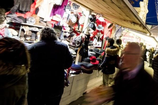 Le marché de Noël des Champs-Elysées, annulé par le Conseil de Paris en juin 2017, drainait 15 millions de visiteurs chaque année, selon son organisateur, Marcel Campion