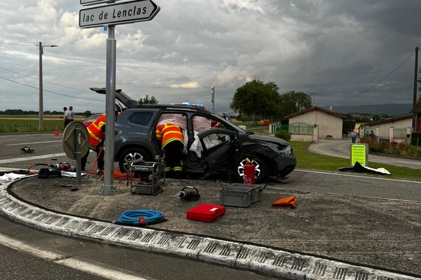 Un des blessés, une femme, est en urgence absolue.