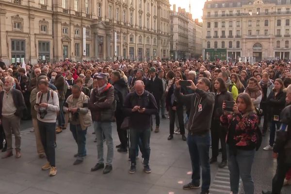 Éducation nationale : rassemblement place des Terreaux (16/10/23)