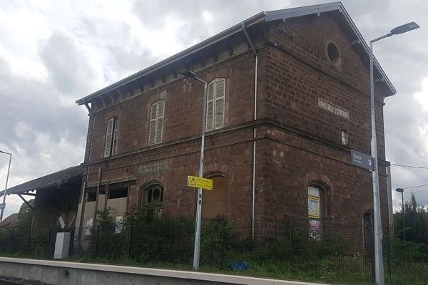 La nouvelle vie de l'ancienne gare de Scherwiller débutera en 2020