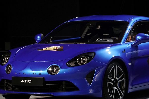 L'Alpine A 110 fait le buzz chez les gendarmes.