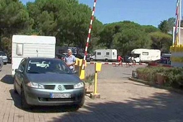 La Grande-Motte (Hérault) - les juillettistes prennent la route du retour - 26 juillet 2014.