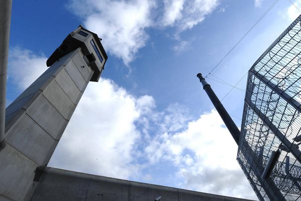 Un détenu retrouvé pendu dans sa cellule à la maison d'arrêt de Nantes, le lundi 4 septembre 2017