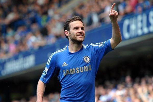 L’international espagnol Juan Mata, 25 ans, est lié avec Chelsea jusqu’en 2016. Il compte 29 sélections avec la Roja.