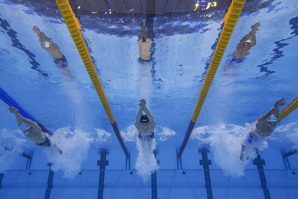 Léon Marchand a remporté le 200m brasse en 2'9''24, nouveau quota en poche, lors du Grand Prix de San Antonio et s'est qualifié pour les Mondiaux.