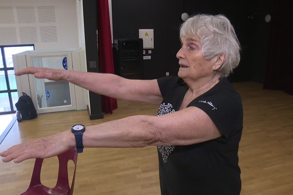 Maryvonne Simonneaux, prof de gym de 89 ans