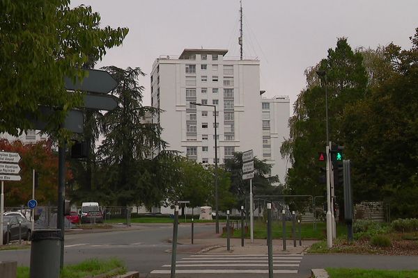 La fusillade s'est déroulée dans le quartier des Couronneries à Poitiers, dans la soirée du jeudi 31 octobre.