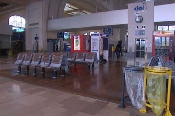 la gare de Limoges désertée pendant le week-end de l'Ascension