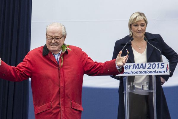 Jean-Marie Le Pen et Marine Le Pen le 1er mai 2015 à Paris.