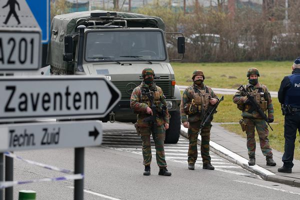 Les vols commerciaux ne reprendront pas avant mardi à Zaventem.