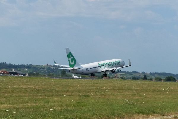 La compagnie Transavia a déposé ses premiers passagers à l'aéroport de Bergerac. 