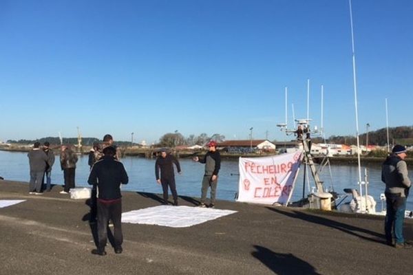 Le rassemblement des pêcheurs en colère ce lundi matin à Bayonne