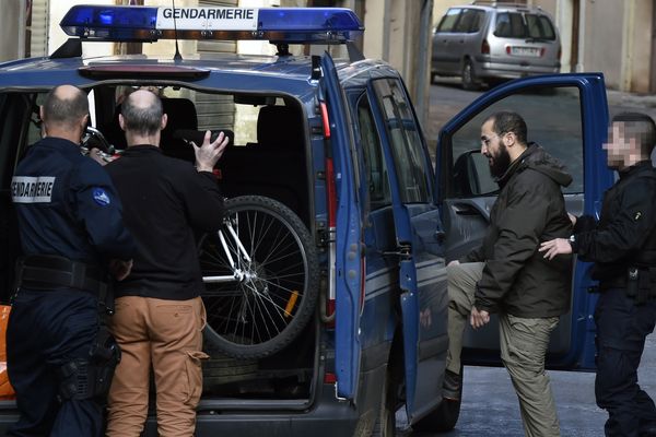 Merouane Benahmed, membre du GIA, lors de son arrestation par les gendarmes en décembre 2015, à Saint-Affrique, dans le sud de la France.