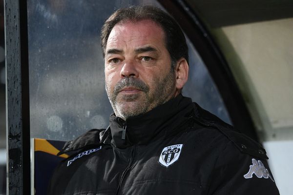 Avant d'être entraîneur, Stéphane Moulin a joué pour l'Angers SCO entre 1984 et 1990.