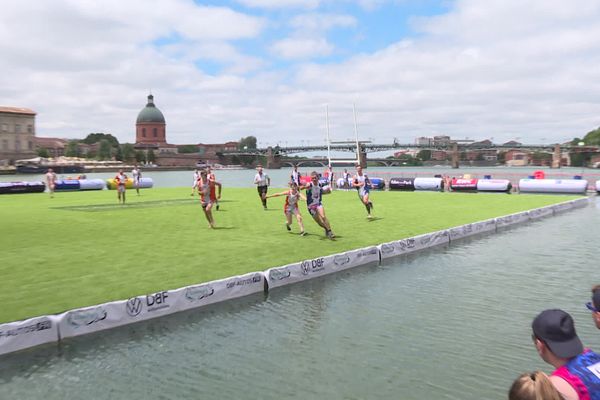 Jusqu'au 7 juillet, le tournoi de Water ugby prend place sur la Garonne