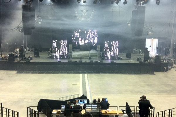 Derniers réglages avant le concert de Sexion d'Assaut ce mercredi soir, à Anova, à Alençon.