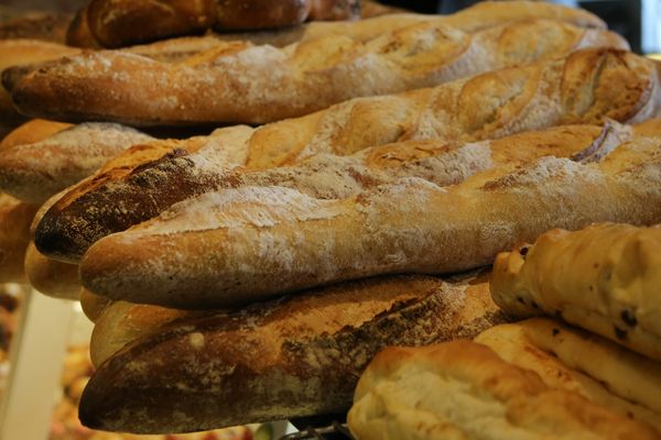 L'arrêté interdisant aux boulangeries d'être ouvertes 7 jours/7 dans la Vienne reste d'actualité.