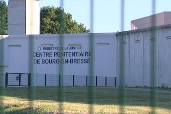 De l'extérieur de la prison, rien n'a été perceptible.