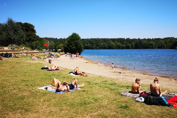 La baignade est interdite jusqu'à nouvel ordre au lac d'Aydat en raison  de cyanobactéries toxiques présentes en trop grande quantité. 