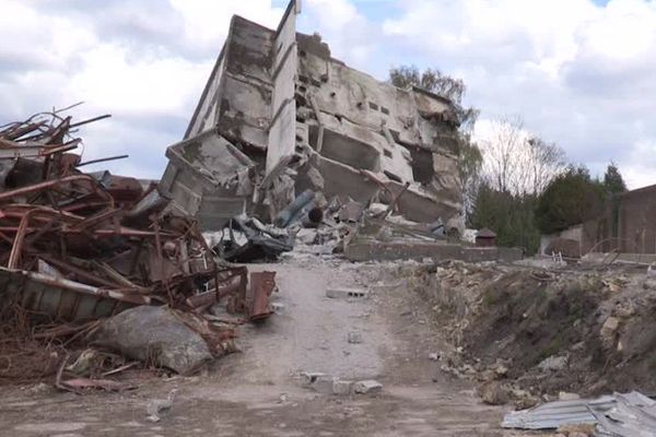 Le chantier de démolition à Villers-Cotterêts dans l'Aisne