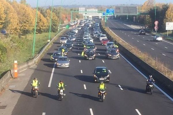 Les "gilets jaunes" samedi matin sur la rocade de Toulouse