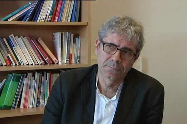 Régis Aubry, médecin à Besançon, est un spécialiste reconnu des questions de fin de vie