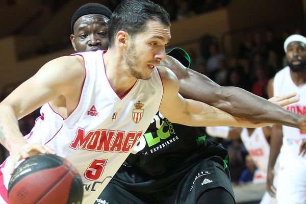 Le 27 décembre 2015, 15è journée pro A. Monaco reçoit ASVEL