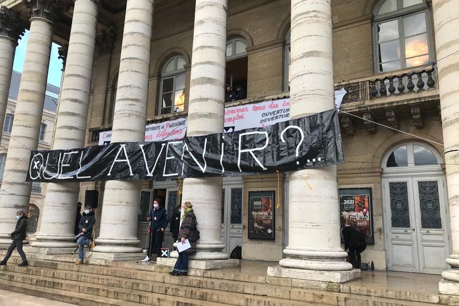 at the heart of the occupation of the Grand Théâtre de Dijon by intermittent workers