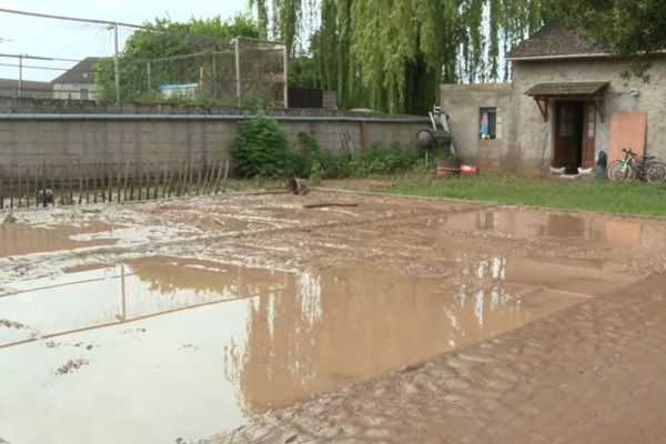 Des dégâts dans une propriété de Thieux, visibles ce jeudi matin.