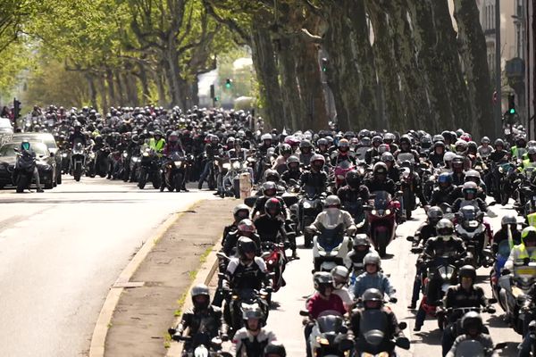 Des milliers de motards mobilisés à Lyon ce samedi 13 avril 2024.