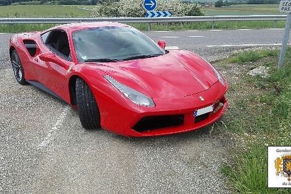 La voiture du contrevenant contrôlée à 243 km/h sur une départementale du Jura 