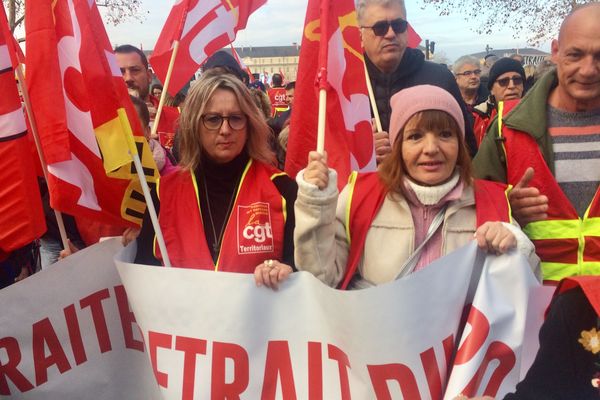 Forte mobilisation à Pau ce jeudi matin 5 décembre 2019