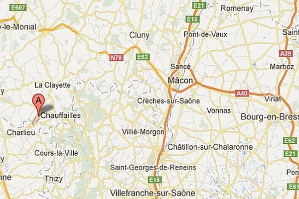 Un véhicule a quitté la route à Saint-Martin-de-Lixy et a plongé dans le Sornin. 