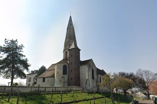 L'église Saint-Martin de Sartrouville, dans les Yvelines. (Capture Google street view / avril 2019).