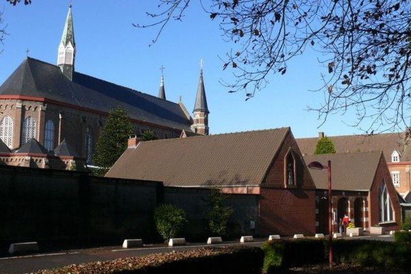 L'Abbaye du Mont des Cats domine les Flandres françaises depuis près de deux siècles