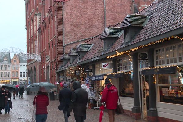 Située à environ 1h15 en voiture de Lille, la ville de Bruges est très prisée des touristes.