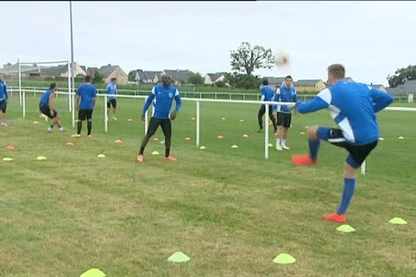 L'US Avranches à l'entraînement ce mercredi