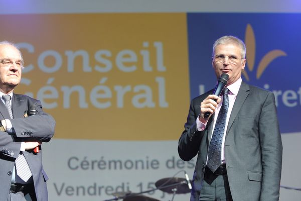 Thierry Yves LIDOLFF (à droite), alors qu'il était Directeur Général des services du Conseil Général du Loiret en 2010.