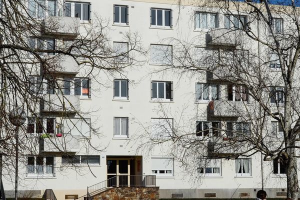 Un enfant de 8 ans torturé et noyé dans un appartement de cet immeuble à Saint-Herblain