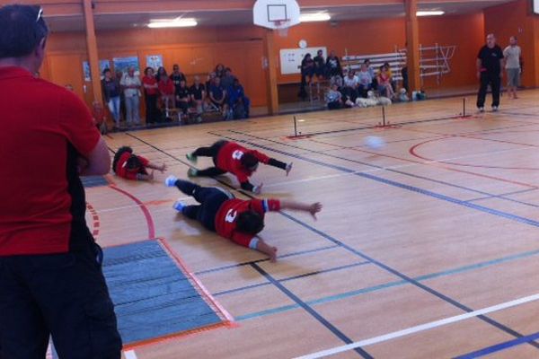 Le torball, un sport adapté aux déficients visuels