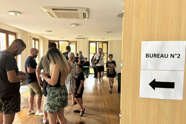 L'affluence pour voter à Folelli.