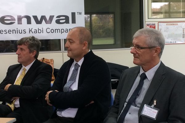 Signature entre Fenwal et Azur-Med d'un contrat de mise à disposition des locaux de  Fenwal. Objectif: créer une entreprise innovante d'ingénierie plastique avec la création de 150 emplois à terme.