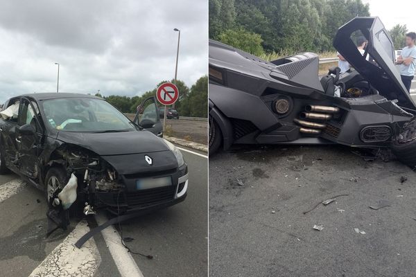 La Scenic et la Batmobile accidentées samedi à Téteghem, près de Dunkerque.