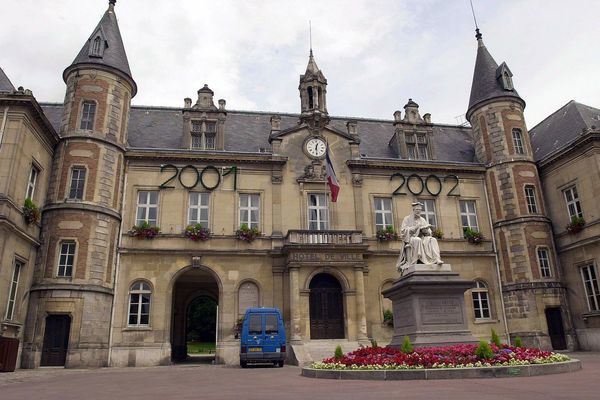 La mairie de Melun