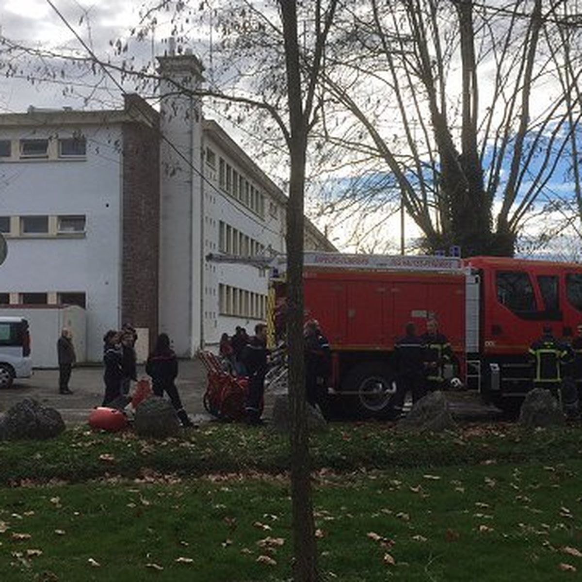 Tout Est Rentre Dans L Ordre Au Lycee De Vic En Bigorre Qui Avait Ete Evacue A La Suite D Une Alerte A La Bombe