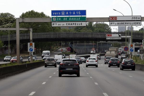 Le boulevard périphérique est actuellement géré par la mairie de Paris qui souhaite ralentir la vitesse de circulation à 50 km/h.