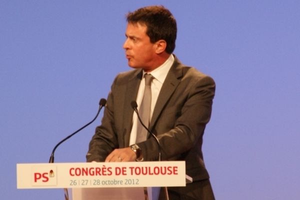 Le ministre de l'Intérieur a réveillé le congrès du PS